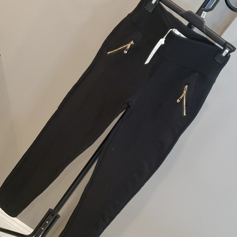 Womens leggings, NEW, size M/L, black